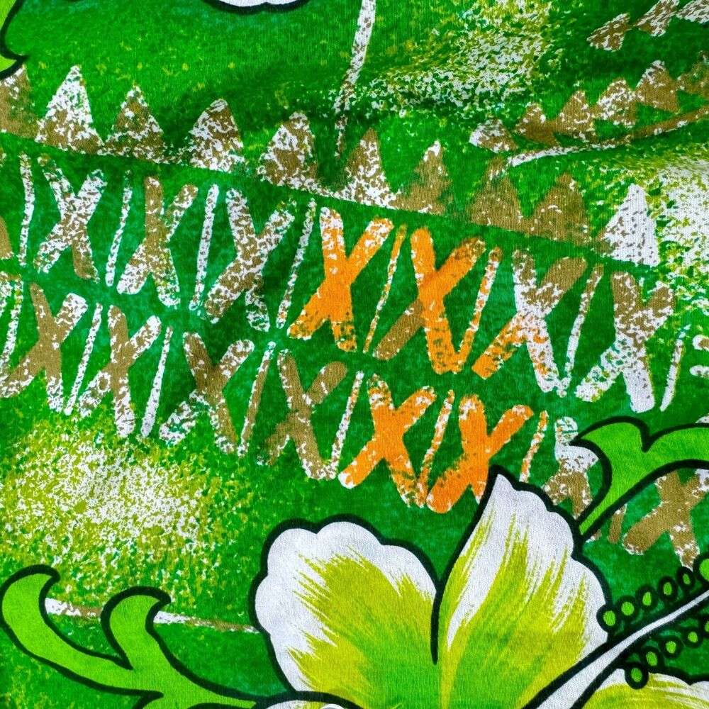 Maluna Hawaii Mens Green Cotton Vintage Hibiscus Aloha Shirt - Picture 6 of 8